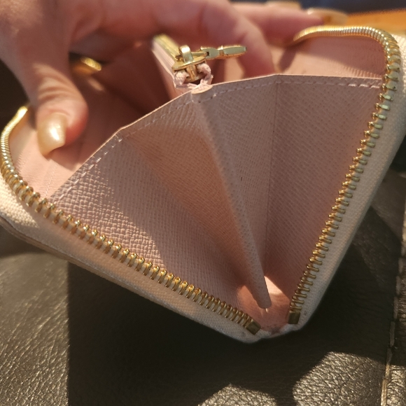 Louis Vuitton Clemence Trunk Limited Edition Wallet White Damier Blue Pink - Picture 12 of 16